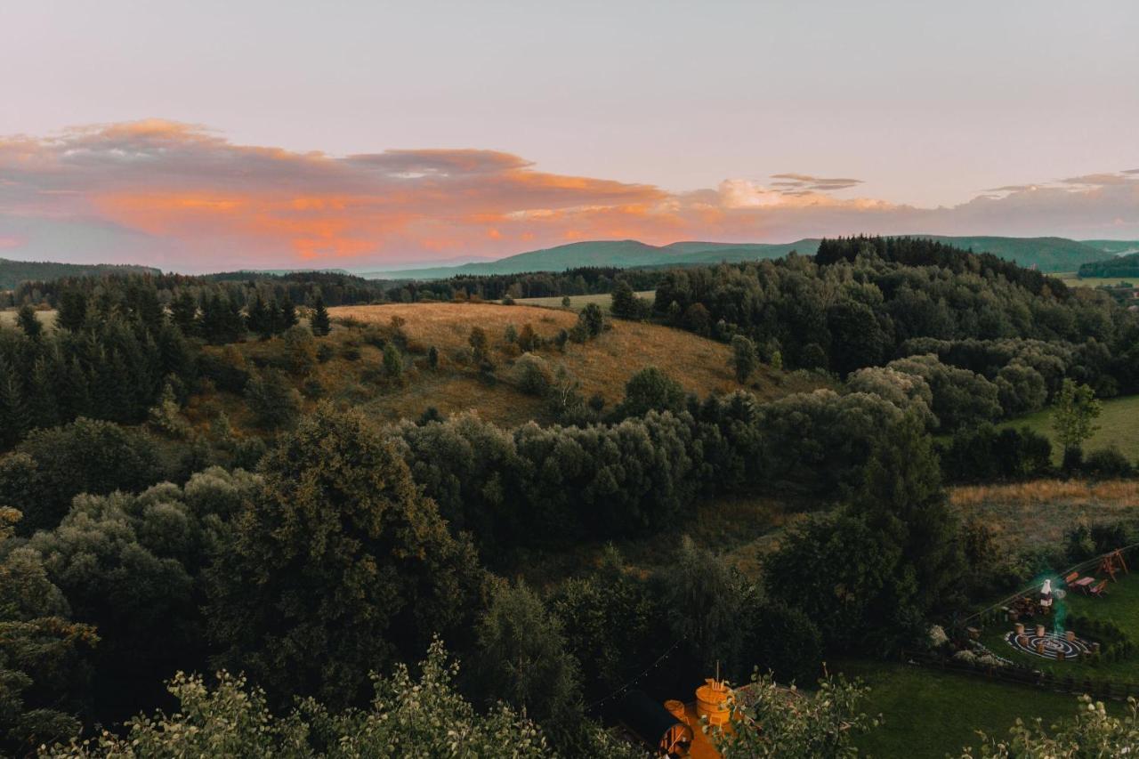 Jeleni Jar Apartamenty Duszniki Zdroj Luaran gambar